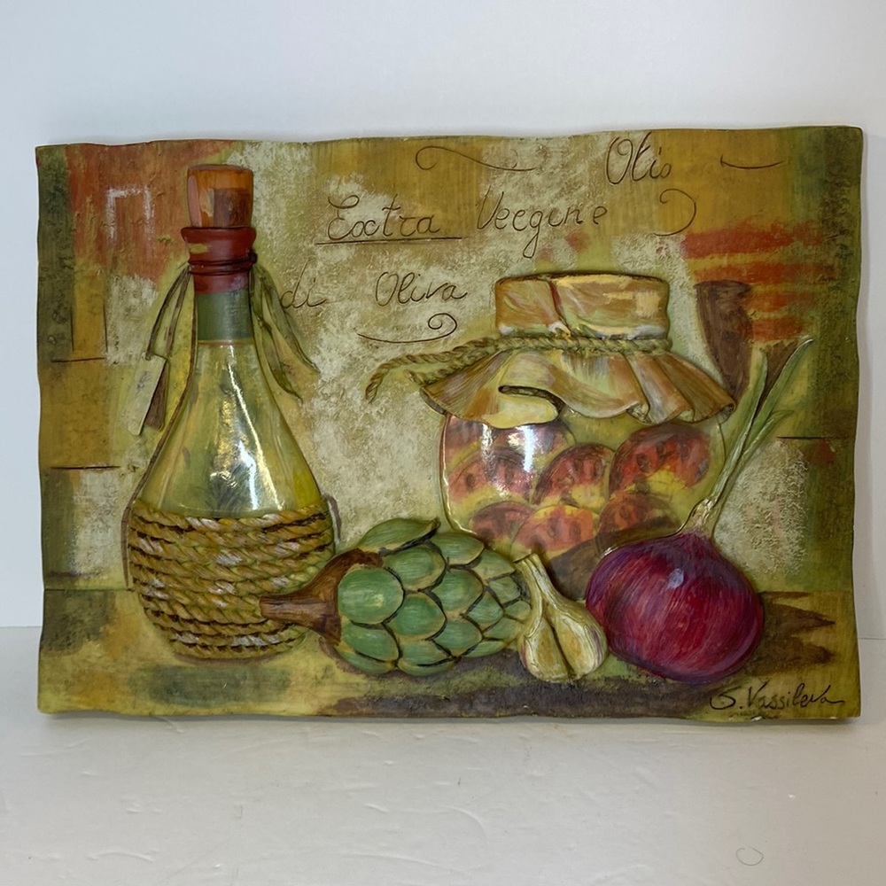 3D wall art by Silvia Vassileva Olio extra veegine di Oliva. 12”x 8 1/2”